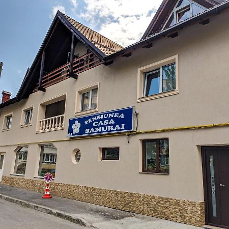 Pension Casa Samurai Braşov Exteriör bild