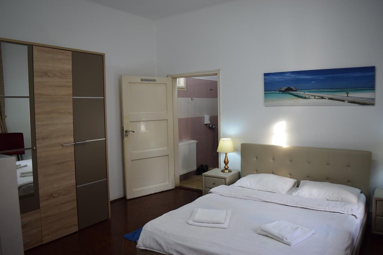 Pension Casa Samurai Braşov Exteriör bild